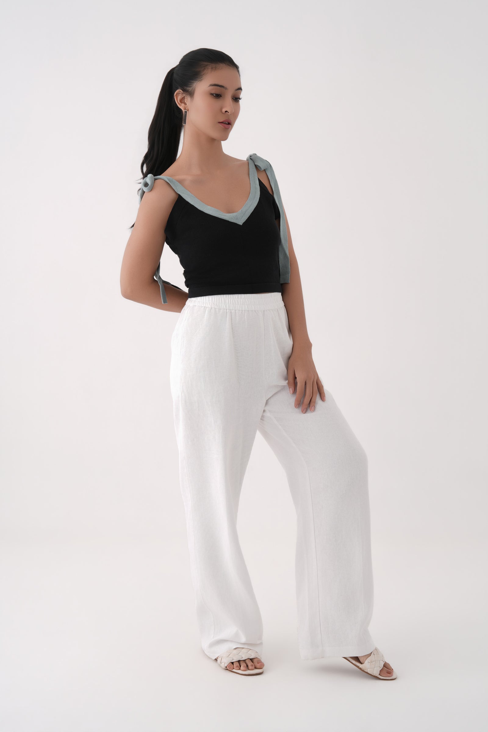 Knitted Tie-up Top