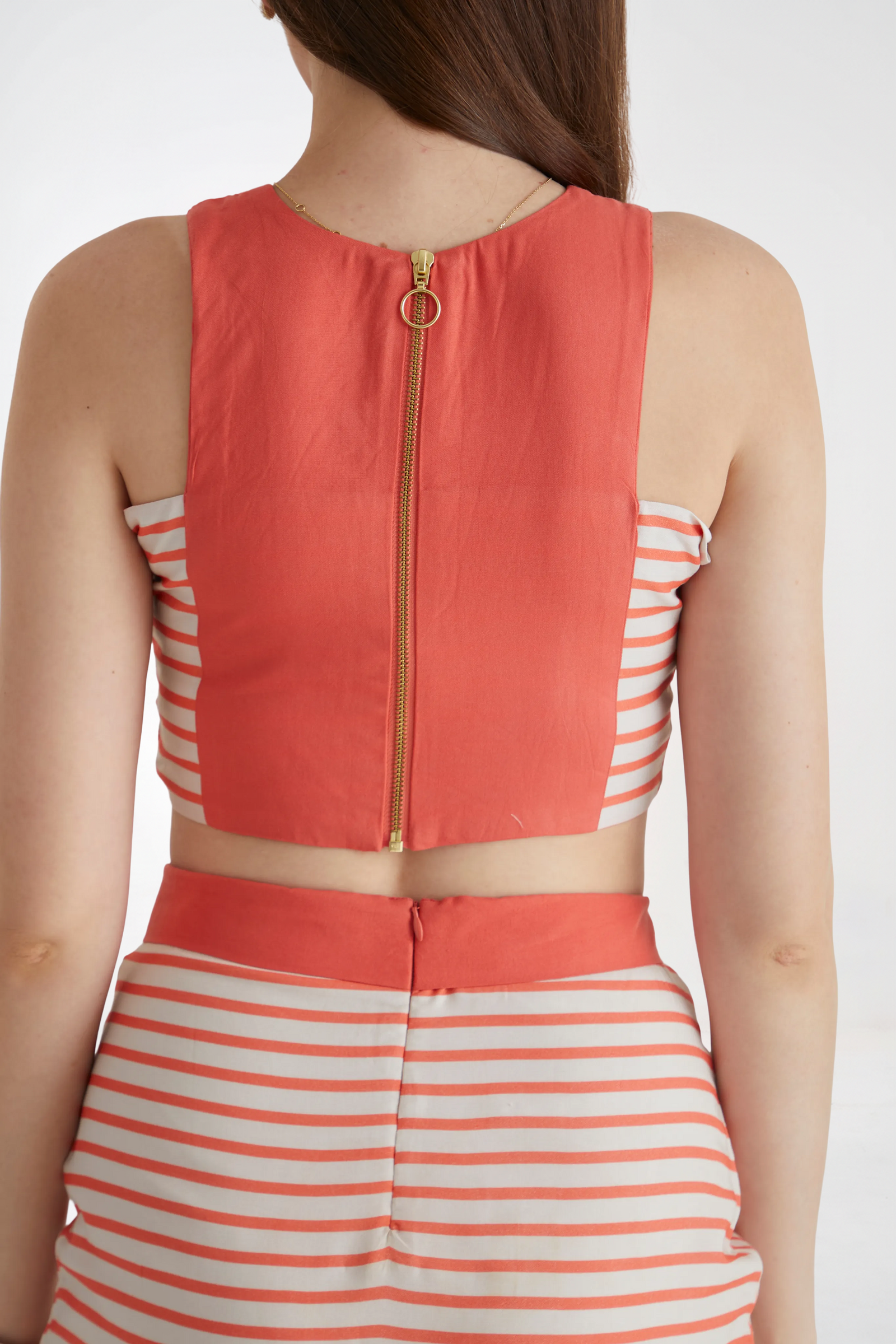 Woman red and white striped Sleeveless Crop Top and High Waist Skirt Co-ord Set