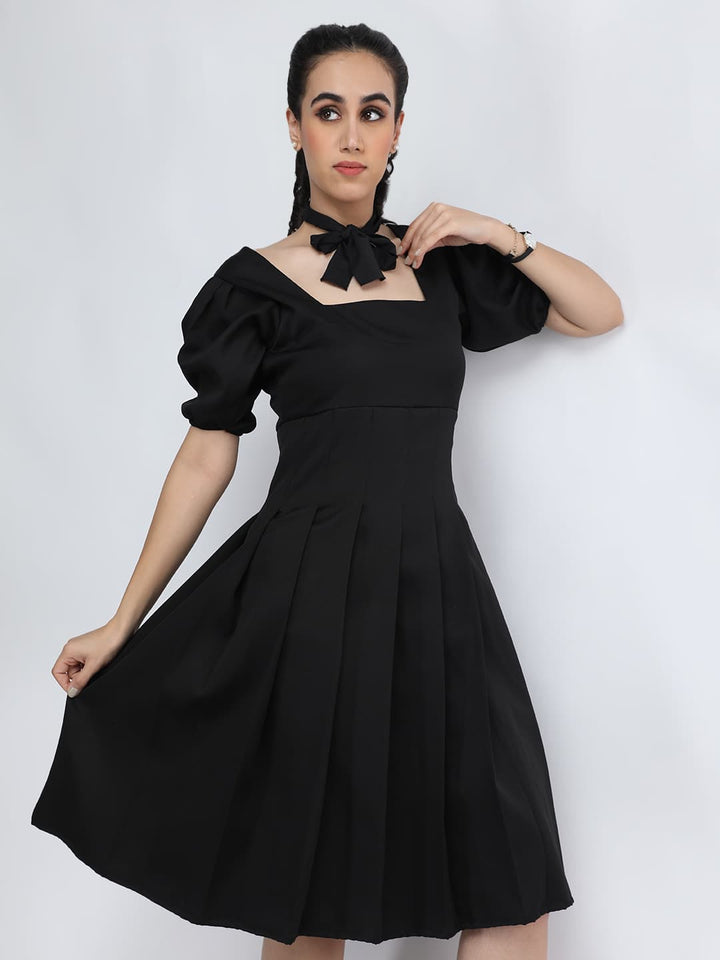 Peaky Puffed Sleeve Short Dress