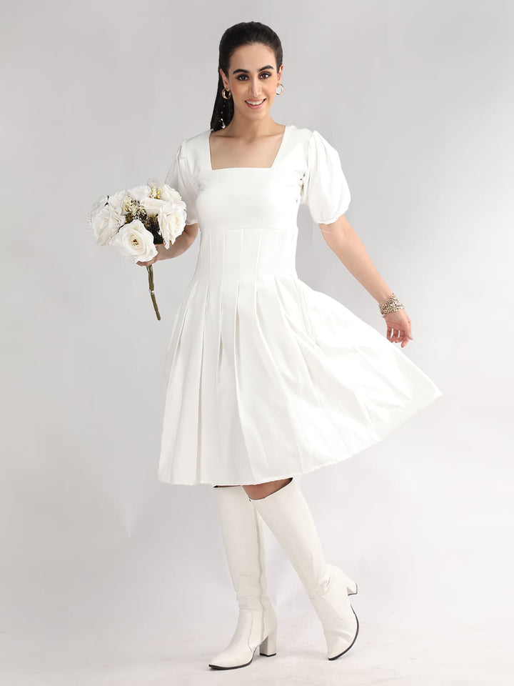 Peaky Puffed Sleeve Short Dress