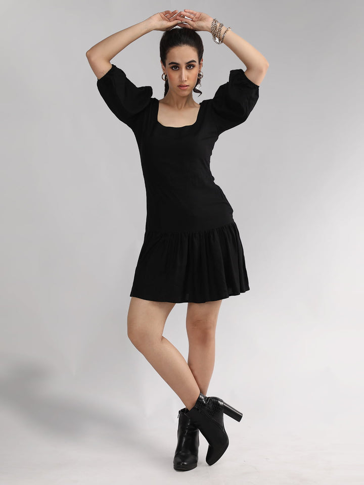 Solid Puffed Sleeve Short Dress