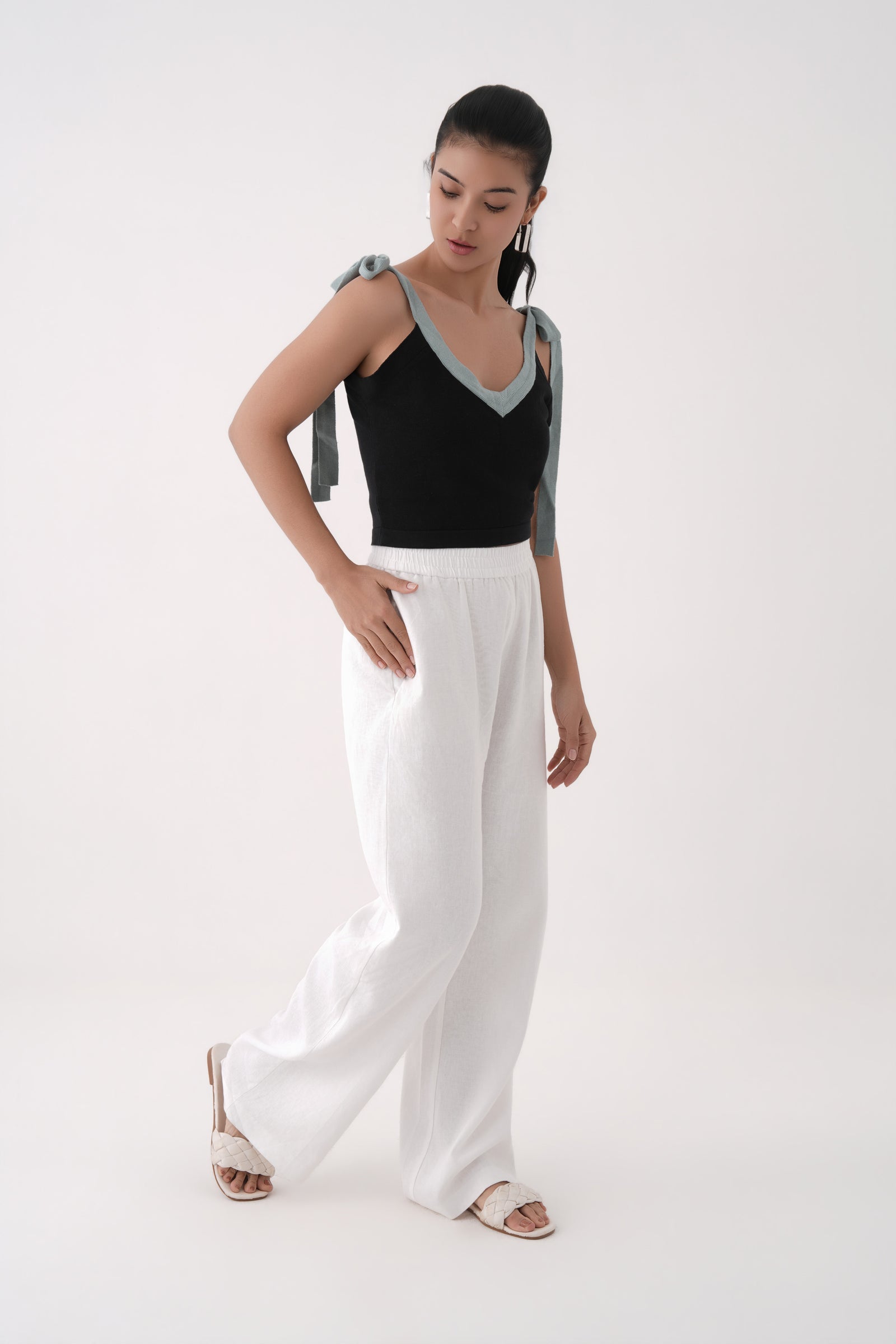 Knitted Tie-up Top