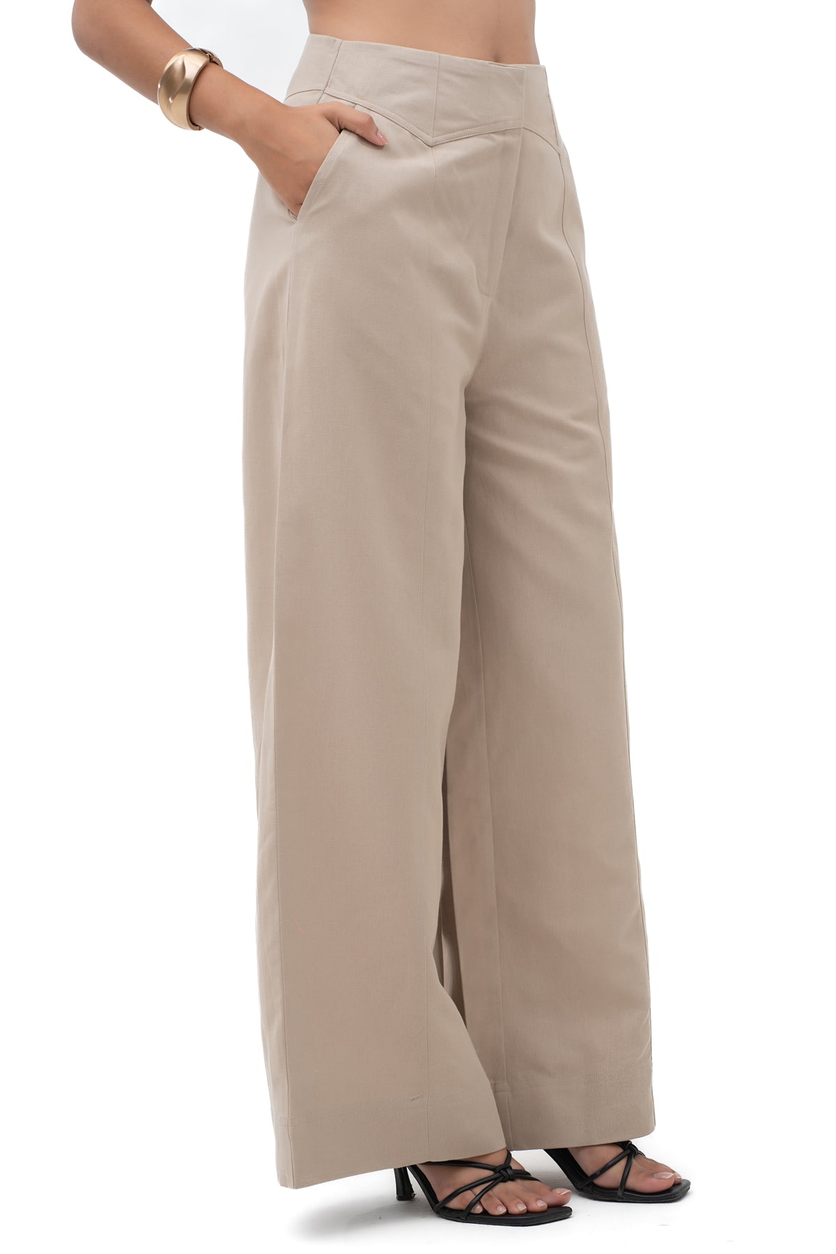Zykaz Panelled Yoke Wide Pant in White Onyx