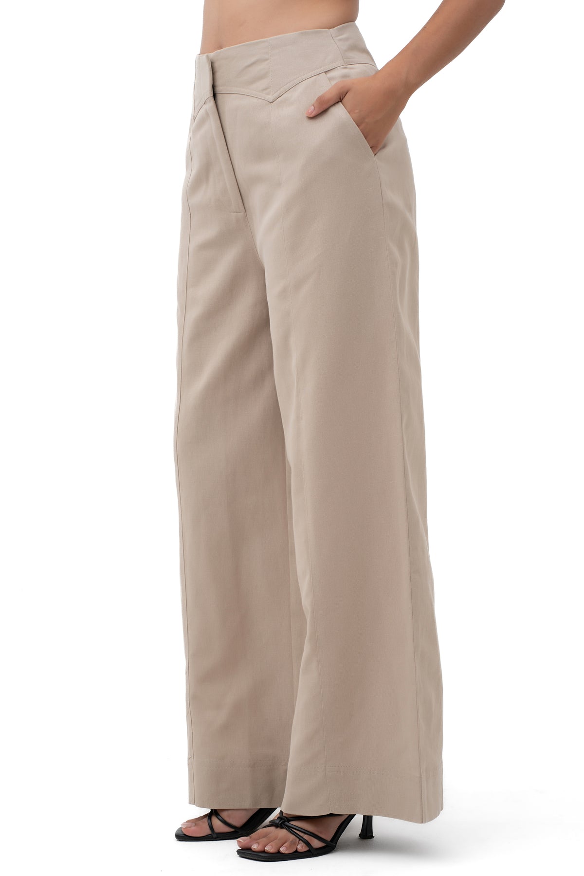 Zykaz Panelled Yoke Wide Pant in White Onyx