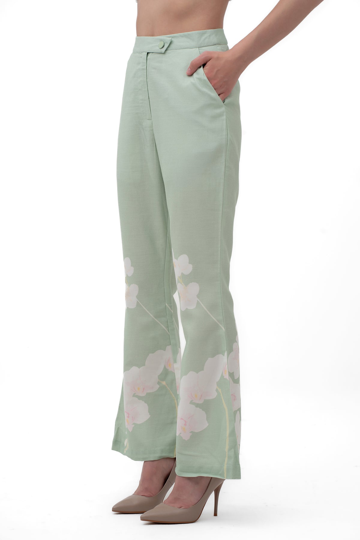 Zykaz Tailored Bootcut Trousers in Tender Green