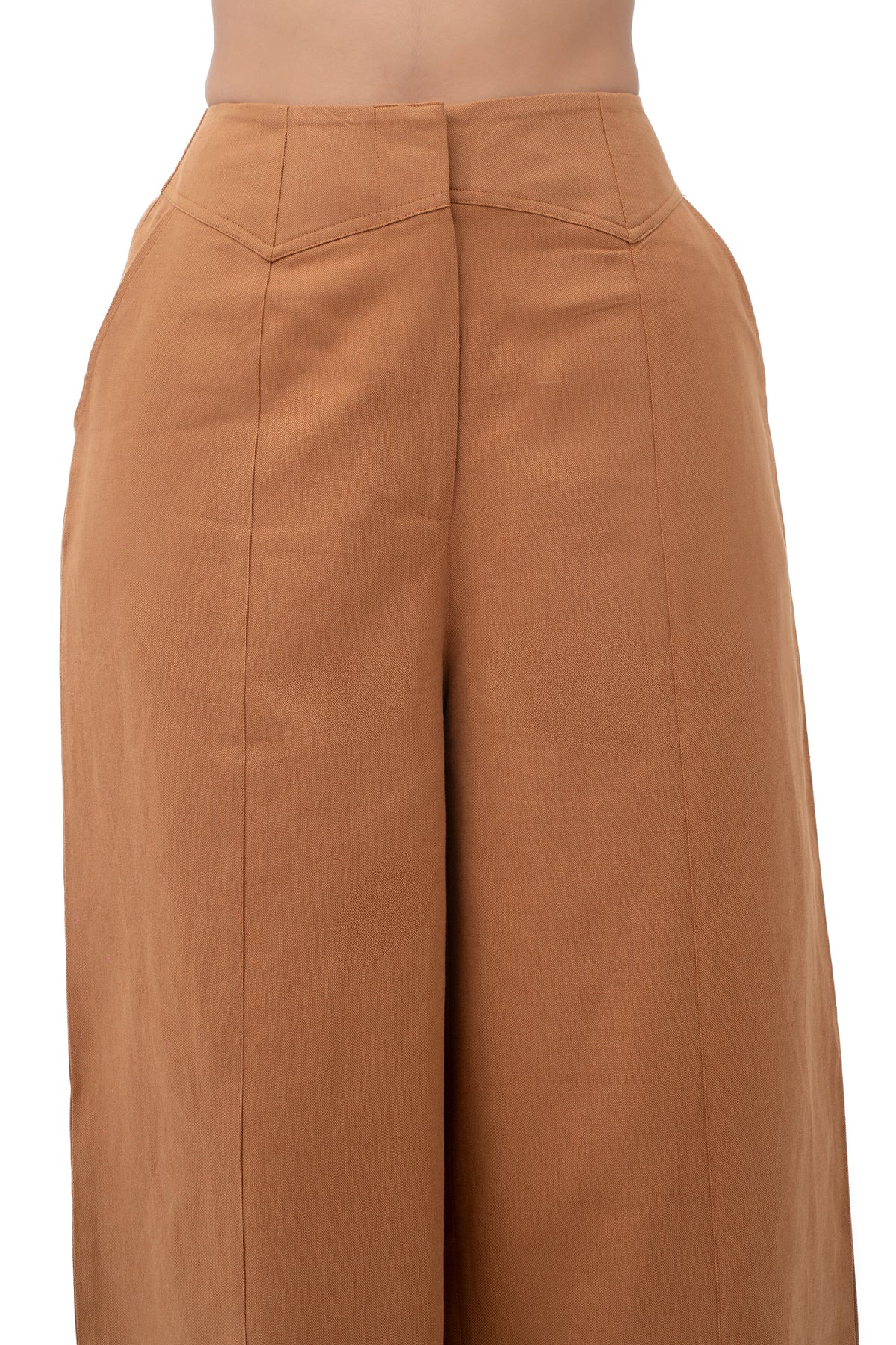 Zykaz Panelled Yoke Wide Pant in Chipmunk