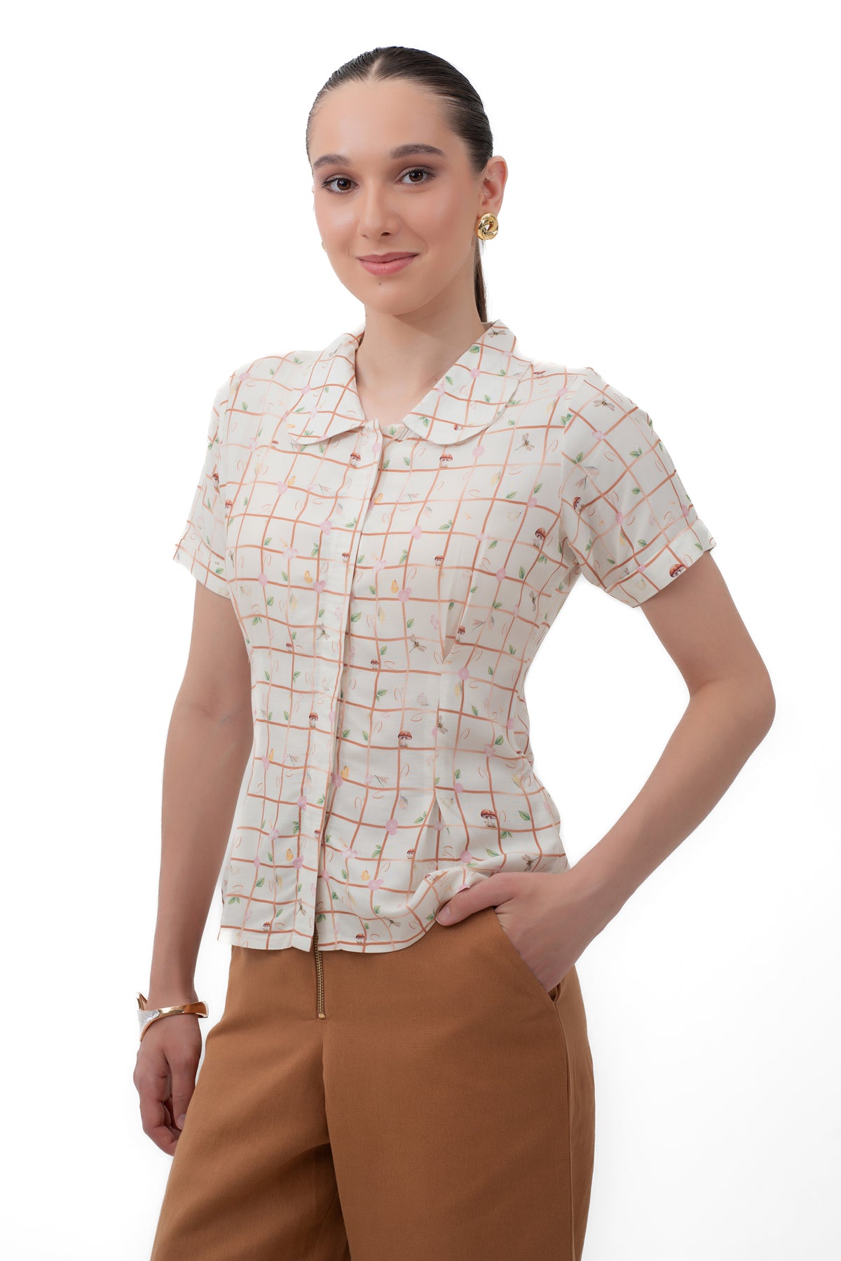 Zykaz Peter Pan Collar Shirt in Gardenia