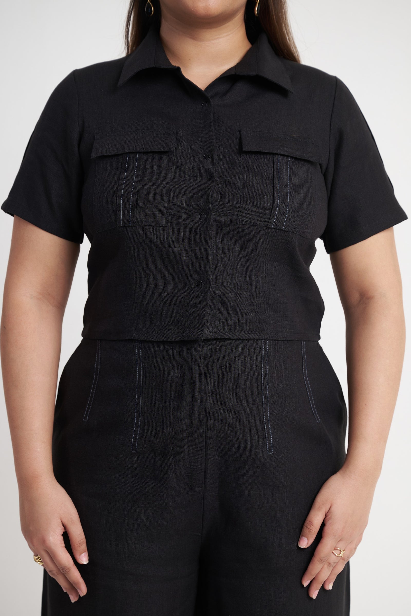 Short sleeve utility crop shirt for women in black with flap pockets
